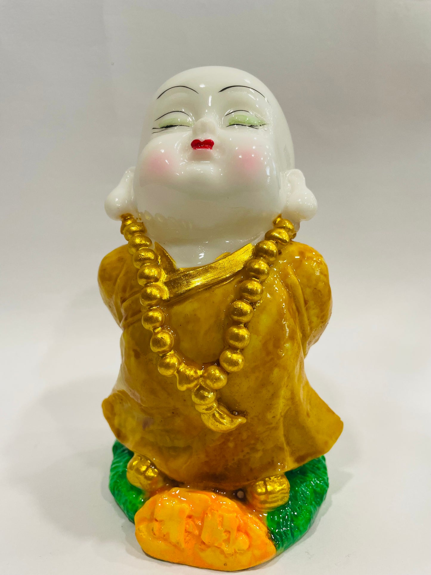 THE BUDDHIST SHOP Buddha monk 6" Home Decor
