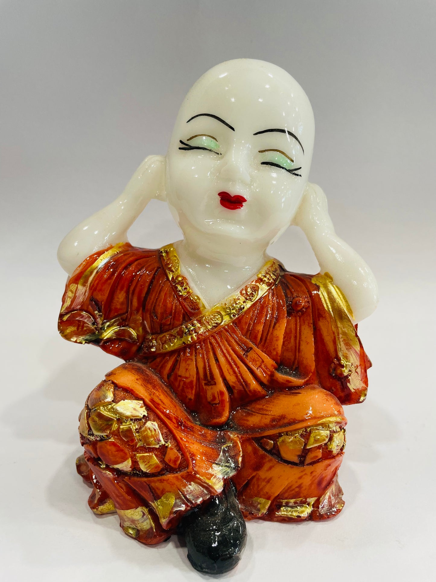 THE BUDDHIST SHOP Buddha monk 6" Home Decor